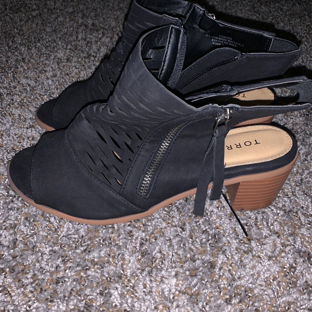 Torrid sandals